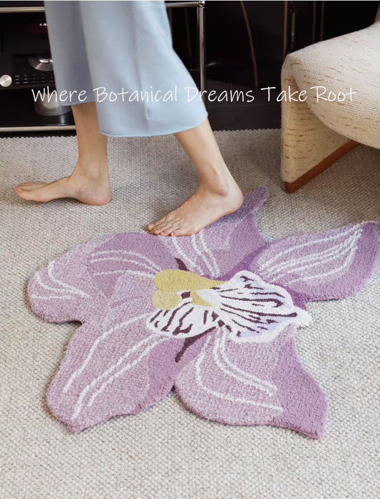 Wool Orchidée Lumière Heirloom Rug pre-order