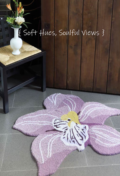 Wool Orchidée Lumière Heirloom Rug pre-order